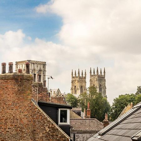 18 St Johns Mews Apartamento York Exterior foto